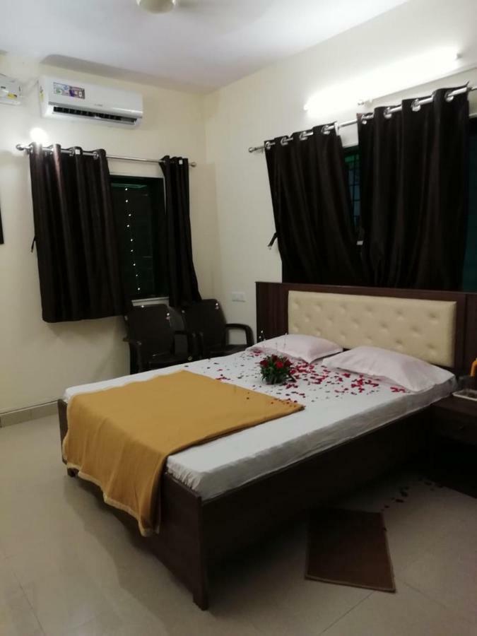 Maharaja Family Guest House Lonavala Eksteriør billede